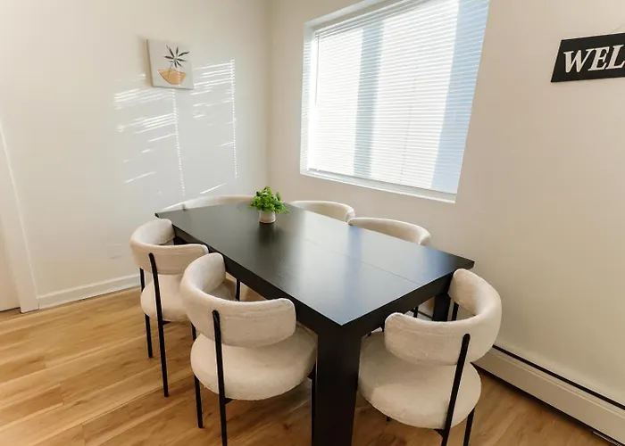 Bright 2br Near Ohare, Comfortable, Cozy Des Plaines